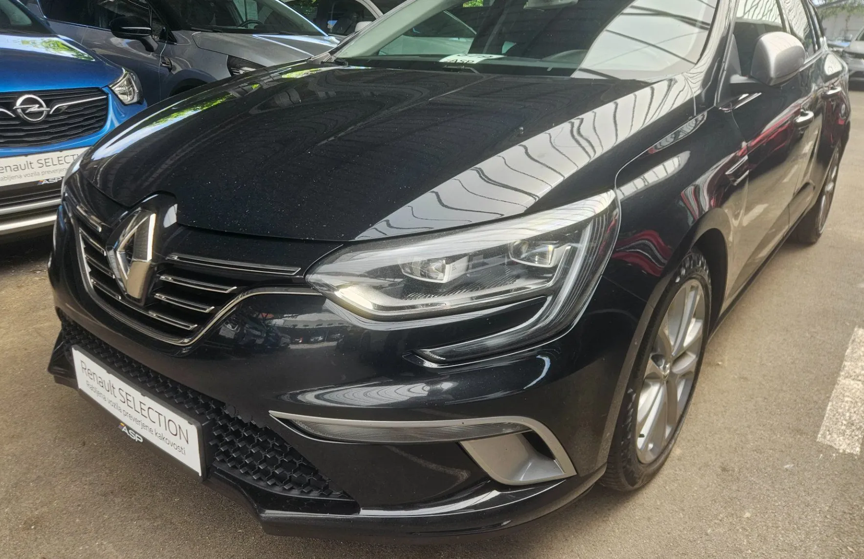 Zunanja slika - Renault Mégane - Megane  Grandtour dCi 110 GT Line - 1
