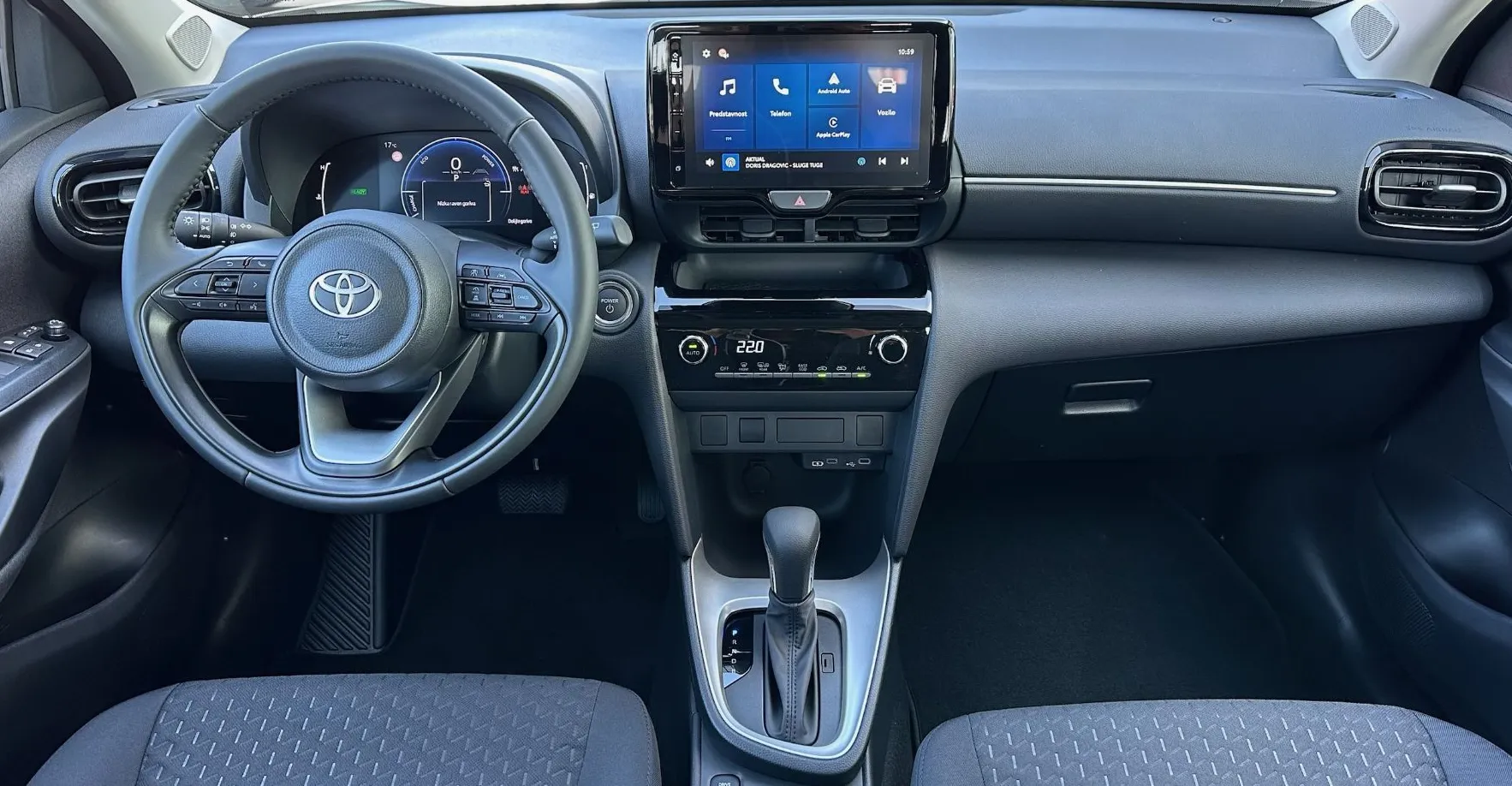 Zunanja slika - Toyota Yaris Cross - Hybrid 1.5 VVT-i Cool Avt. - 10