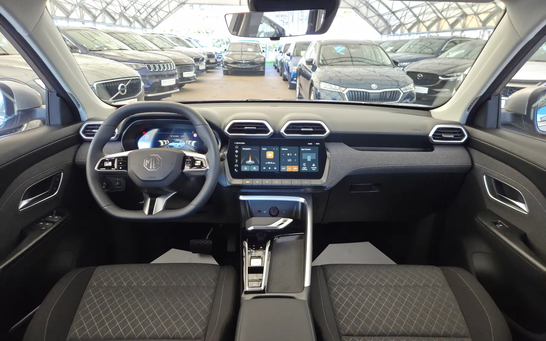 Zunanja slika - MG MG ZS - 1.5L Hybrid Comfort + 7 LET JAMSTVA+ZIMSKE GUME - 17