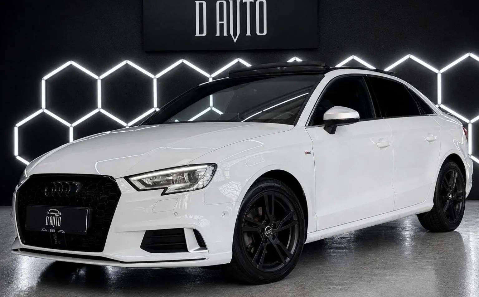 Zunanja slika - Audi A3 - Limuzina 1.6 TDI Sport S tronic PANO|VIRTUAL|KAMER - 1
