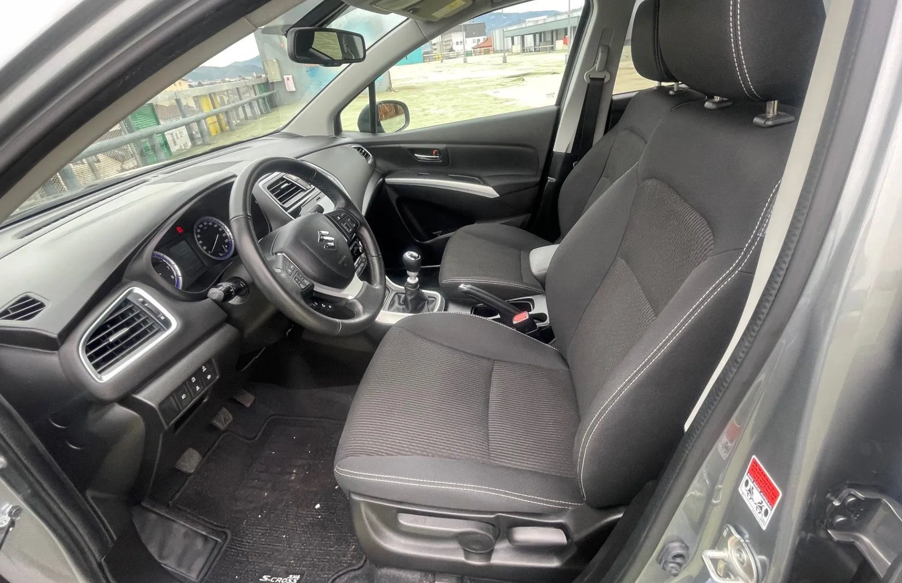 Zunanja slika - Suzuki SX4 S-Cross - 1.4 BOOSTERJET HYBRID  ALLGRIP.NEMŠKI.KAMERA.LED.. - 18