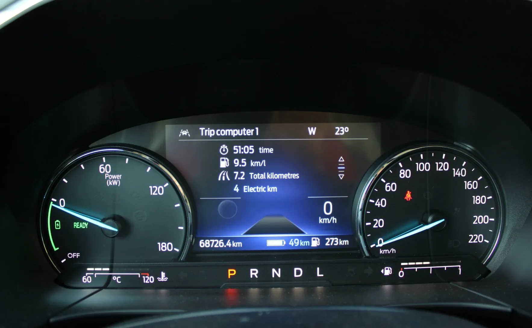 Zunanja slika - Ford Kuga - 2.5 PHEV 225 Titanium-NAVI-ALU-PDC - 17