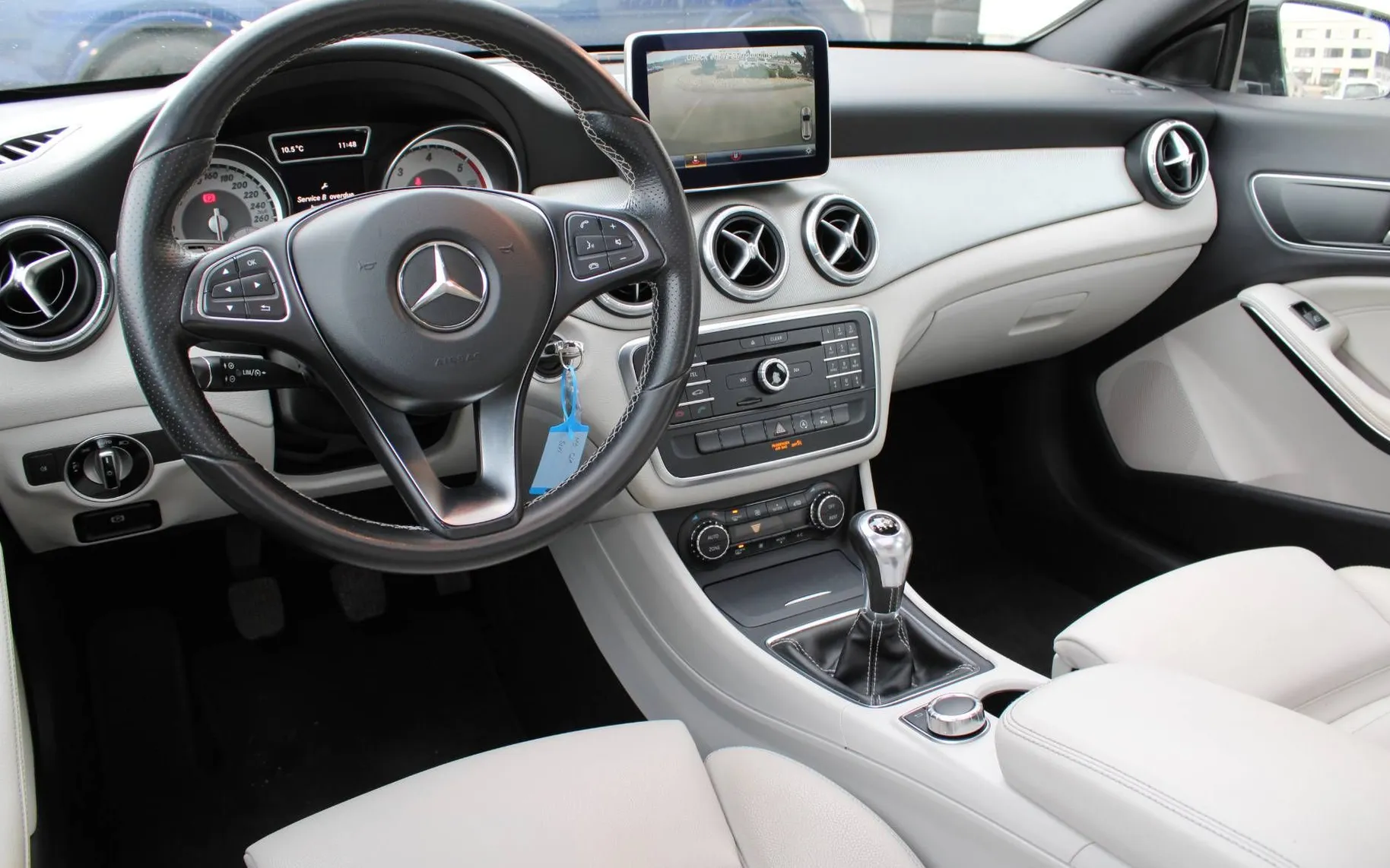 Zunanja slika - Mercedes-Benz CLA-Razred - CLA Shooting Brake CLA 200 d PANORAMA LED USNJE NAVI KAMERA... - 7