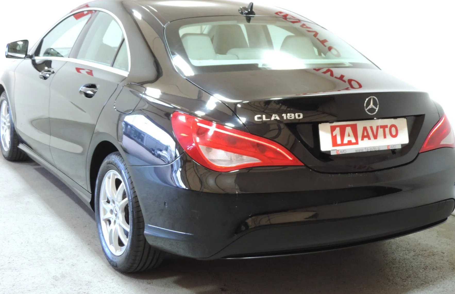 Zunanja slika - Mercedes-Benz CLA-Razred - 180 - 7