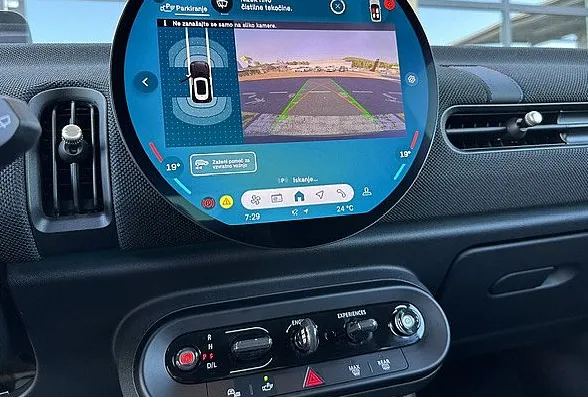 Zunanja slika - MINI Cooper - 1.Lastnik°°SLO°°+ 4x M+S org.platišča°°Kamera°°HUD - 8