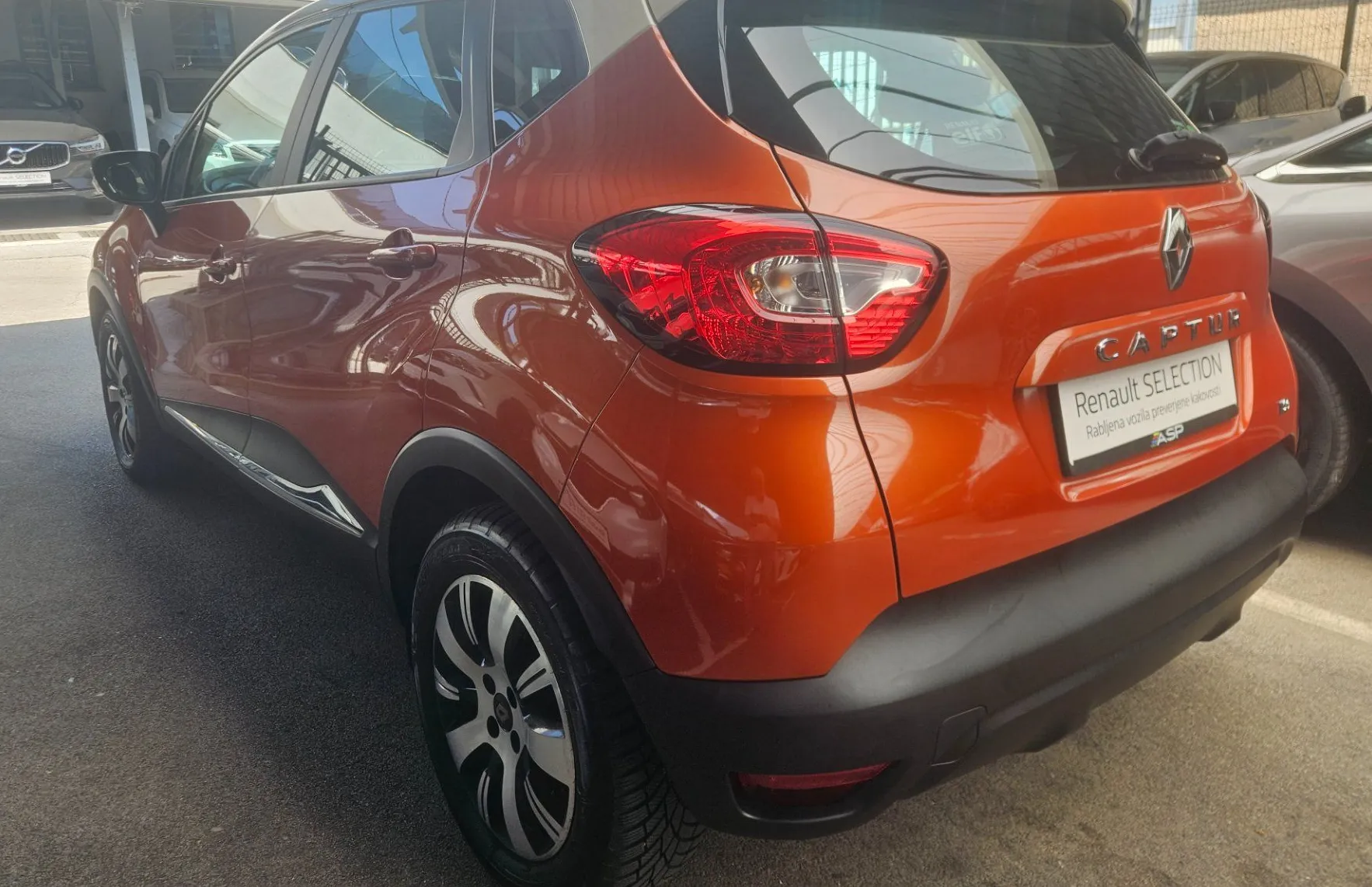 Zunanja slika - Renault Captur - TCe 90 Energy Expression - 4