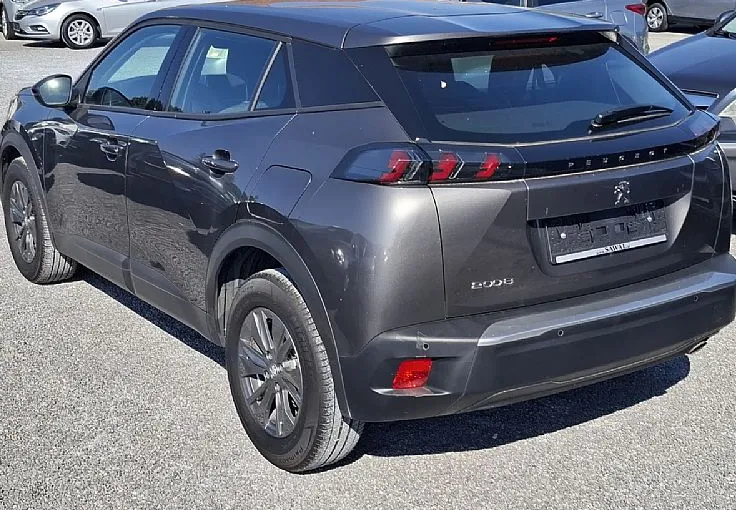 Zunanja slika - Peugeot 2008 - 1.2 100hp - SAMO 48.000km - ODLIČEN - 4