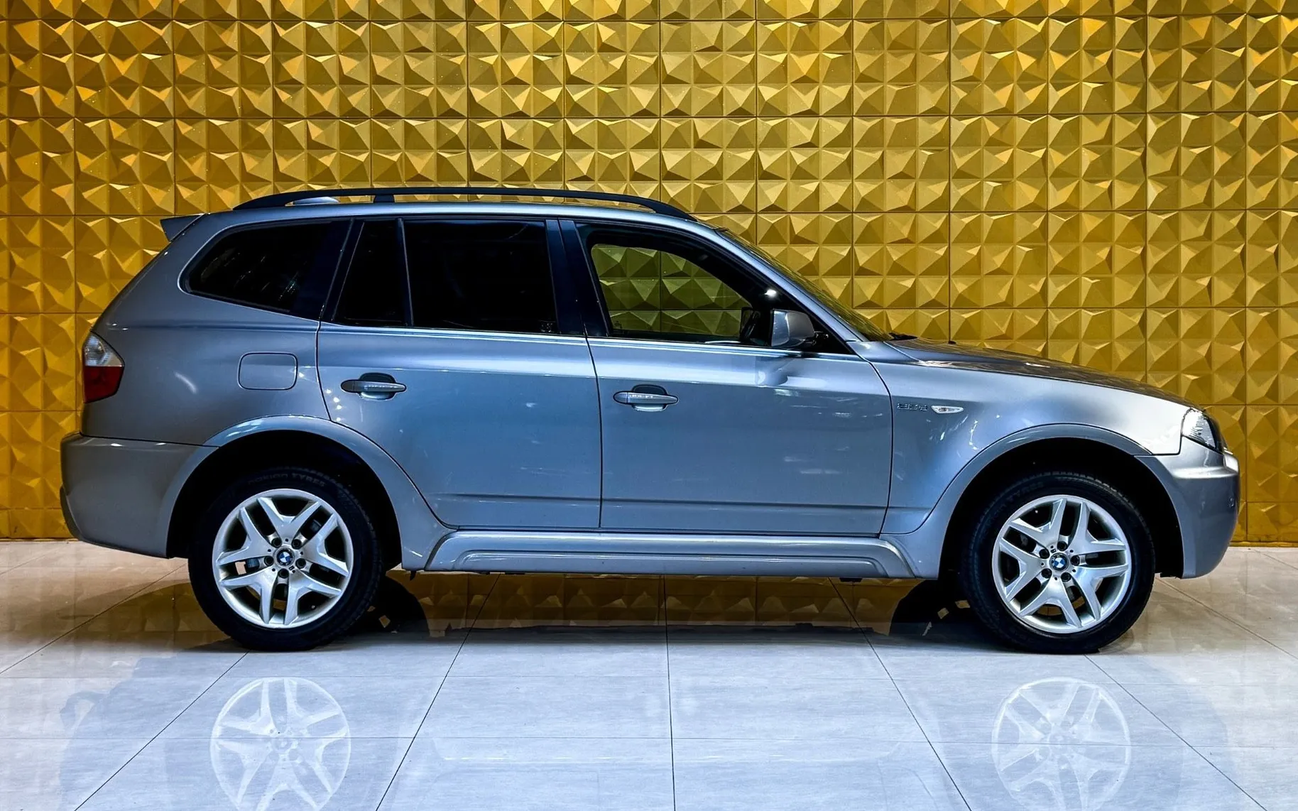 Notranja slika - BMW serija X3: - 2.0d M Sport-KAMERA-KLJUKA-PDC-TEMP - 12