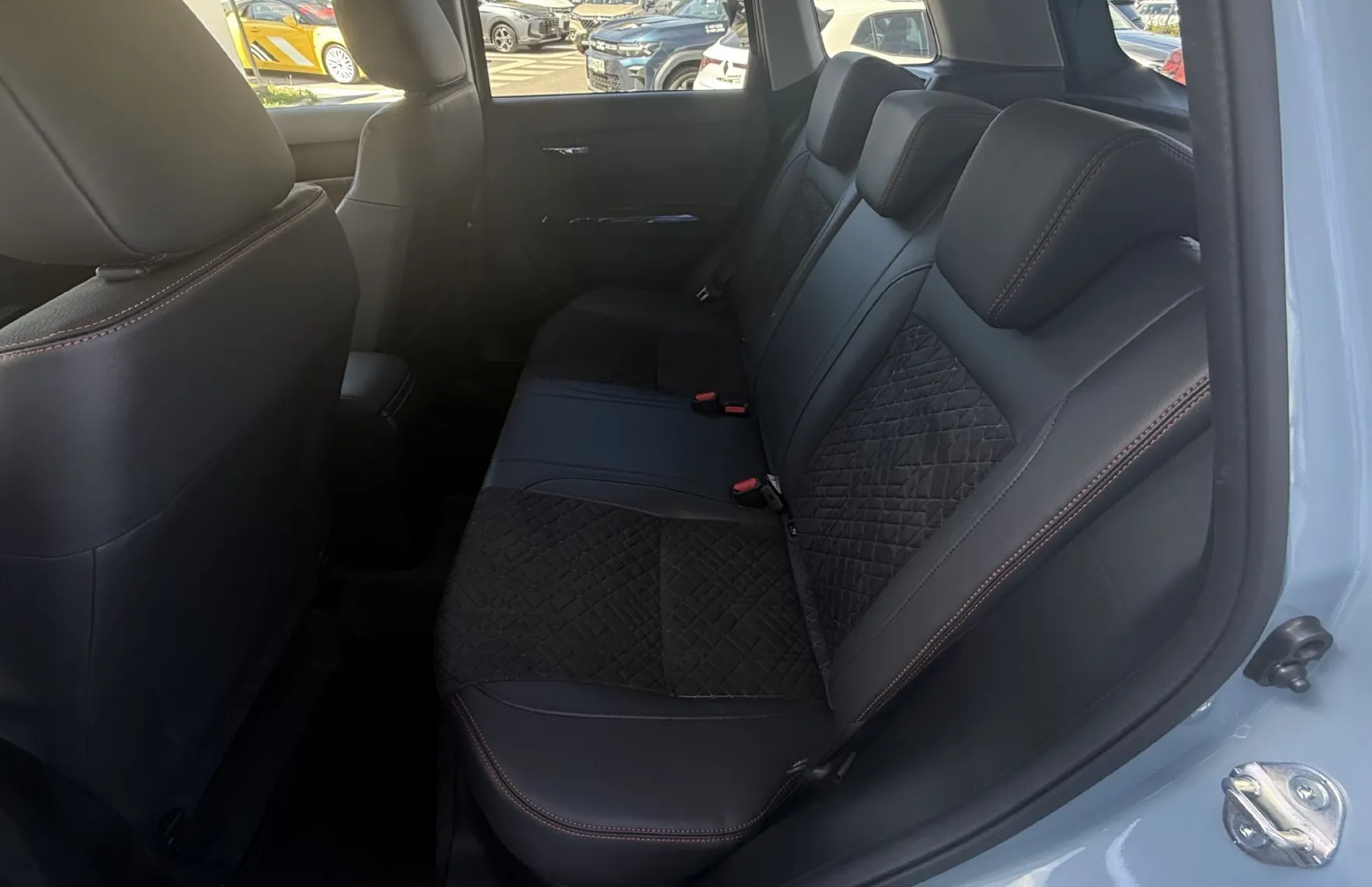 Zunanja slika - Suzuki Vitara - 1.4 Boosterjet AllGrip Hibrid SPECIAL EDITION - 12