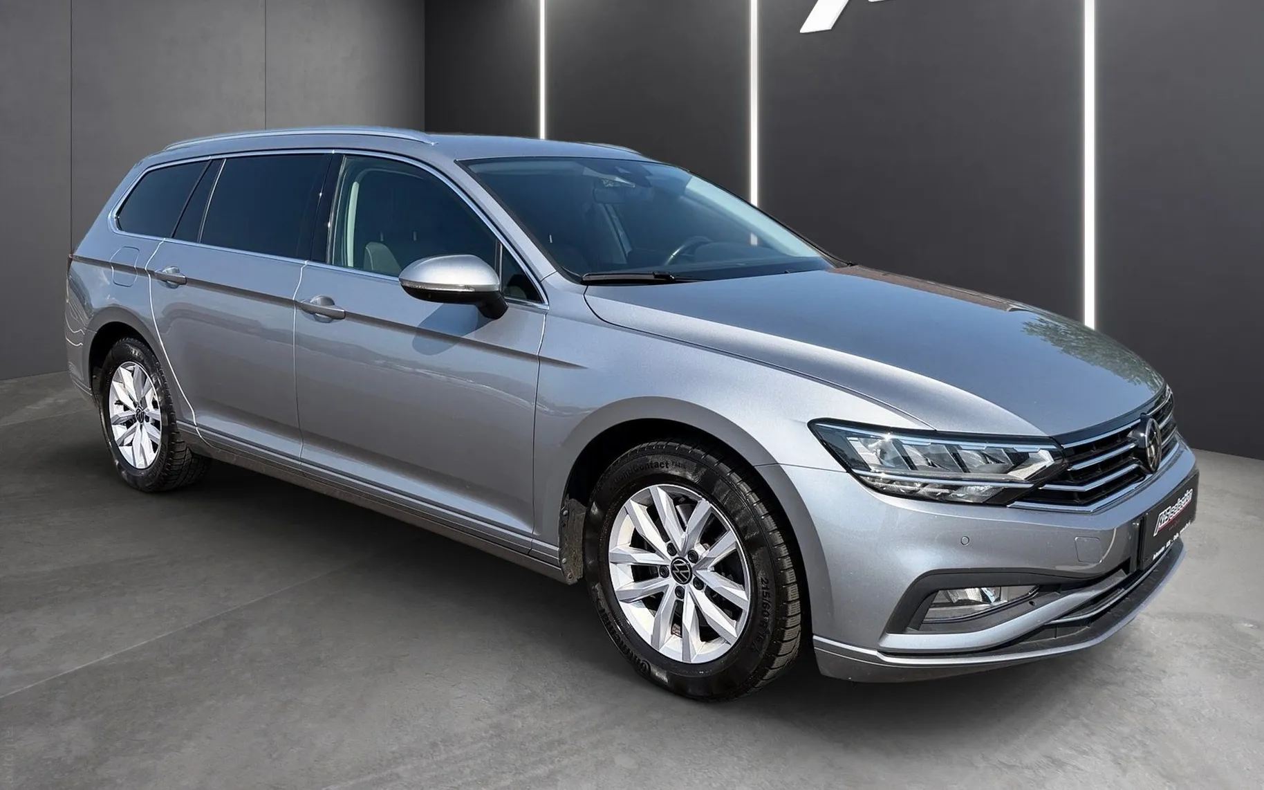 Zunanja slika - Volkswagen Passat Variant - 2.0 TDI BMT SCR Business DSG-LED-ACC-PDC-Vz.kame.. - 2
