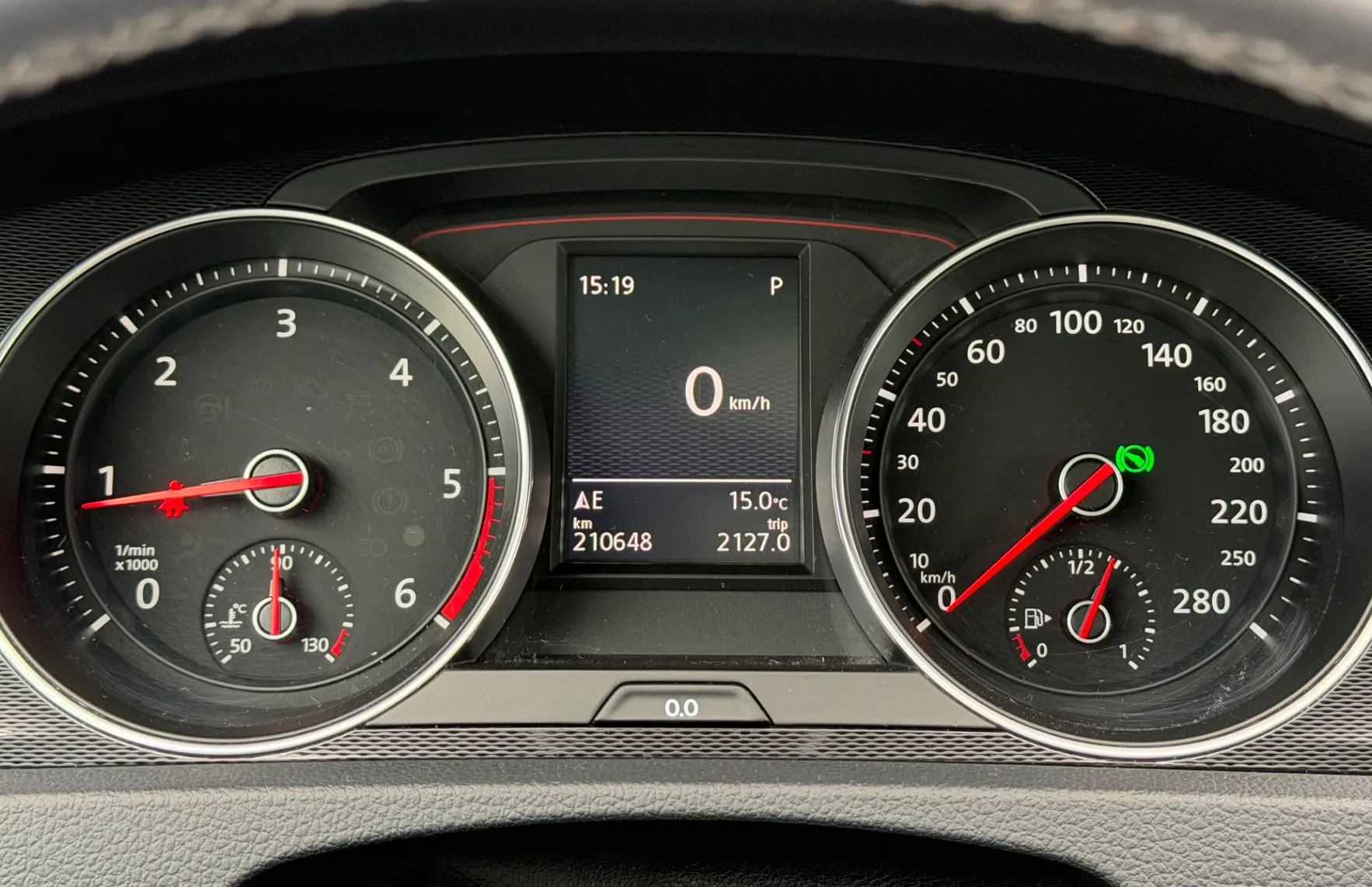Zunanja slika - Volkswagen Golf - 2.0 GTD BMT DSG |ACC|NAVI|PDC|LED - 15