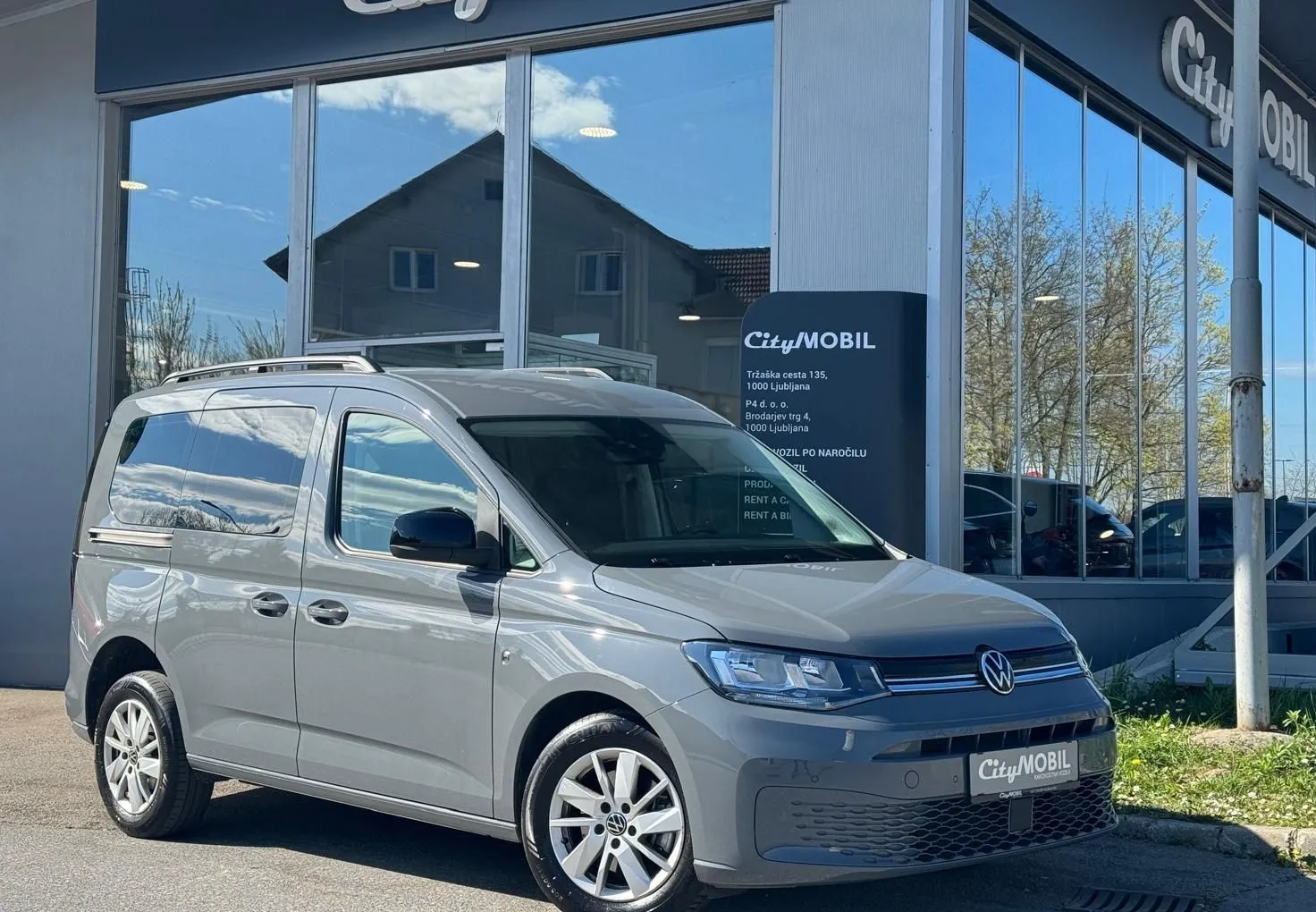 Zunanja slika - VW Caddy - -2.0-TDI-RADAR-LANE-DSG-VIRTUAL-LED-ALU - 1