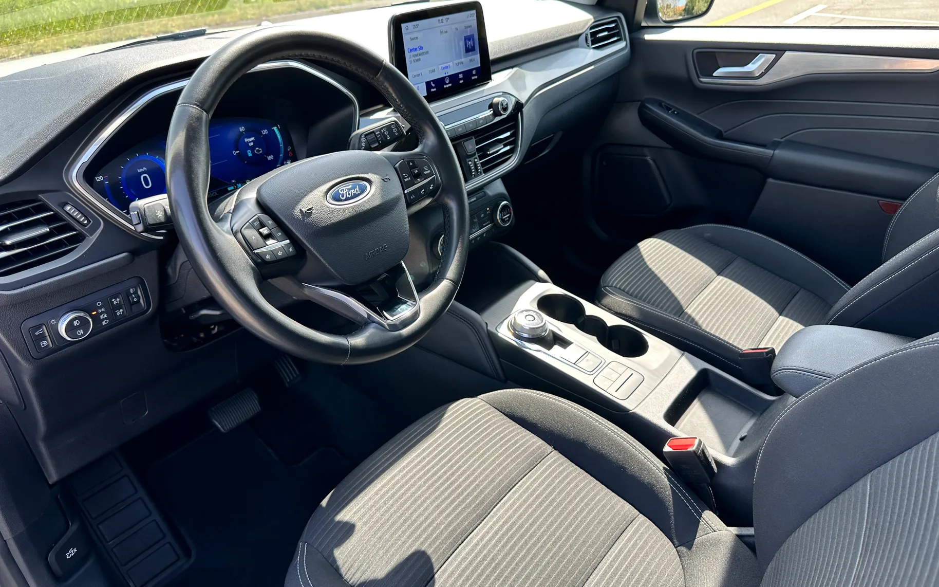 Zunanja slika - Ford Kuga - 2.5 Duratec PHEV Titanium HYBRID-VIRT-KAM-KEYLESS - 15
