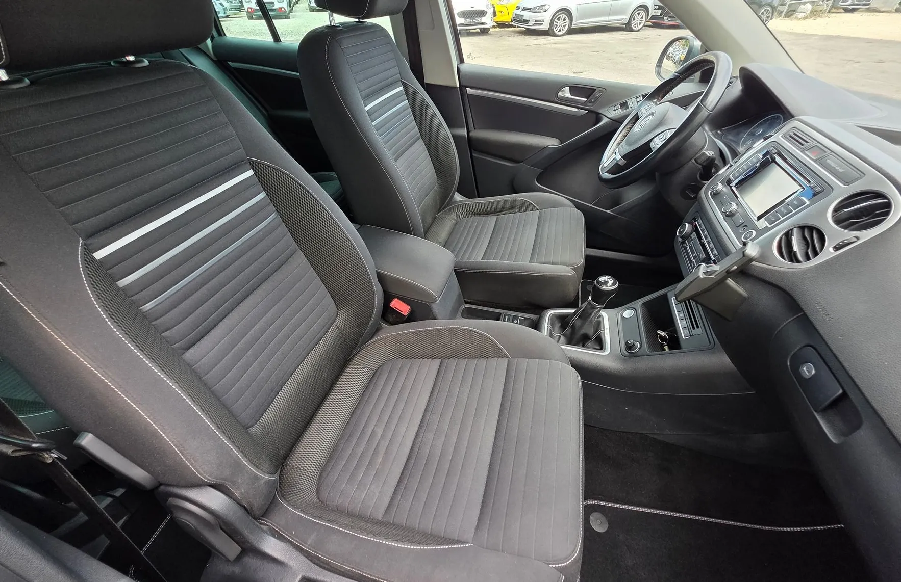 Zunanja slika - Volkswagen Tiguan - 2.0 TDI 4MOTION BMT XENON-GRETJE-KAMERA-GRETJE SŽ - 13
