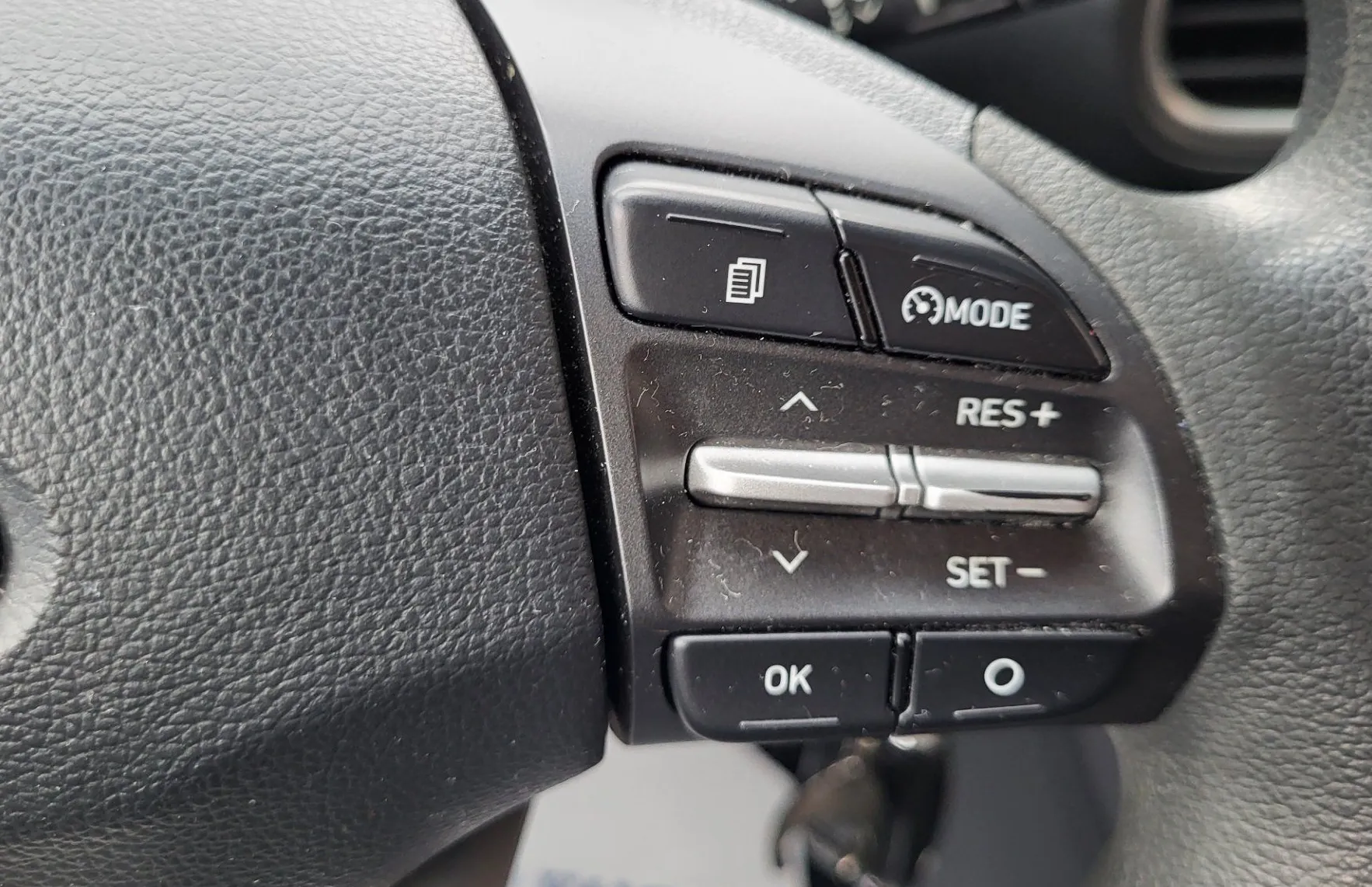Zunanja slika - Hyundai Kona - 1.0 T-GDI 120 slo-1last-servisira-ac-el.paket-... - 10