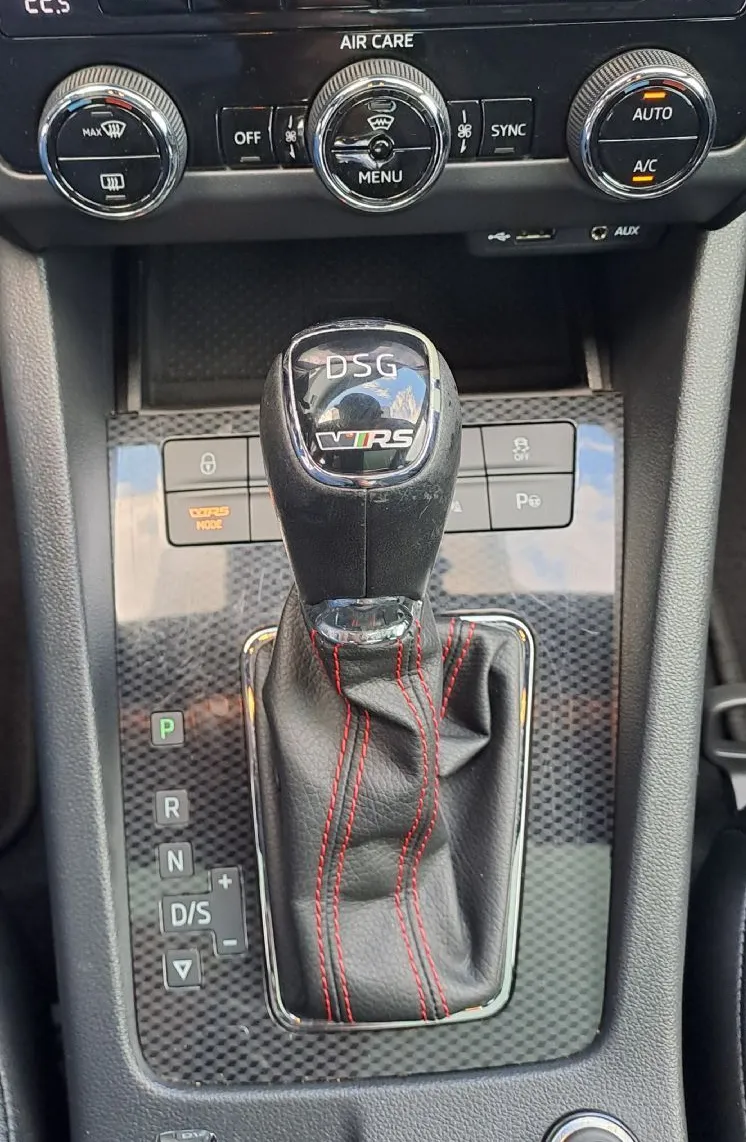 Zunanja slika - Škoda Octavia - RS 2.0 TDI 4x4 DSG 135 kW - 12