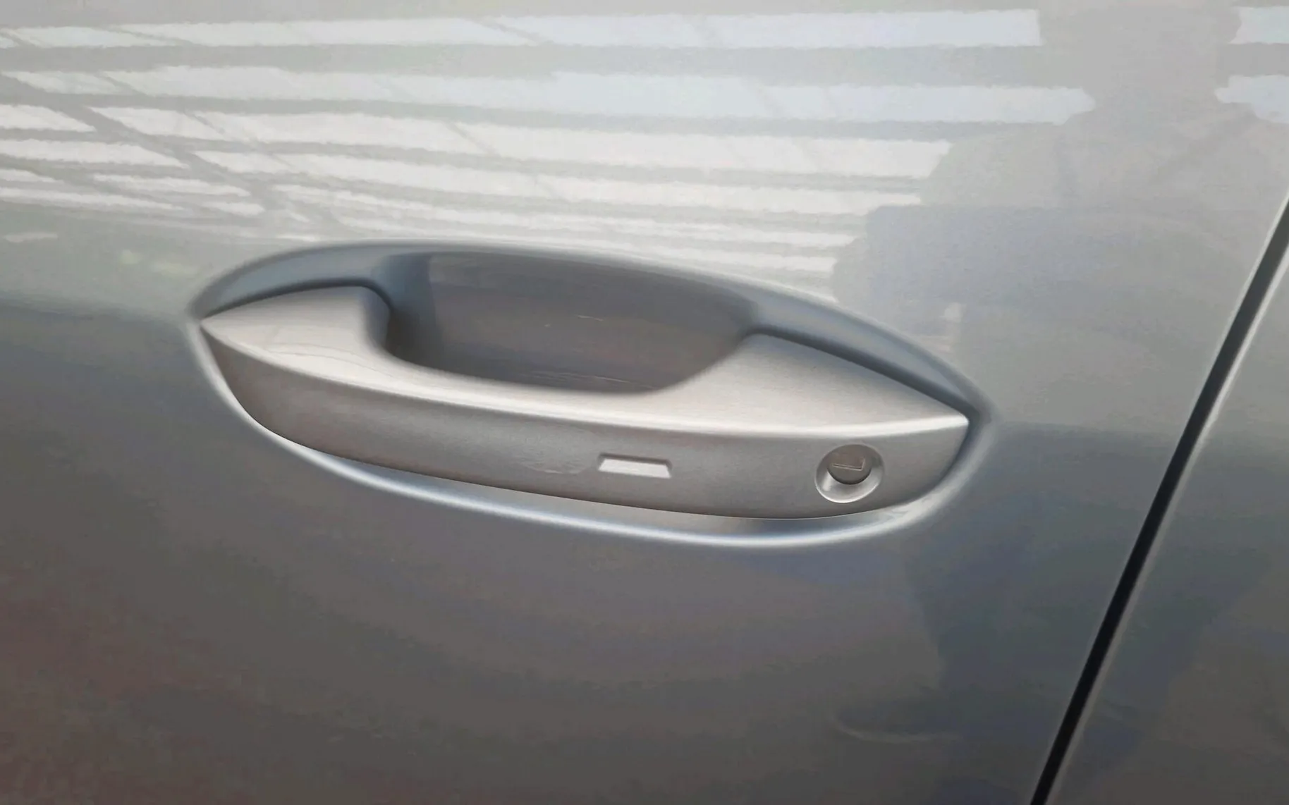 Zunanja slika - Ford Explorer - PREMIUM 286KM 77KW-SLO-360o-RADAR-BLISS-KLJUKA - 11