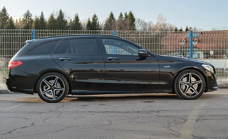 Zunanja slika - Mercedes-Benz C-Razred - AMG C43 4MATIC-Burmester-Bucket-AMG izpuh-360kamer - 4