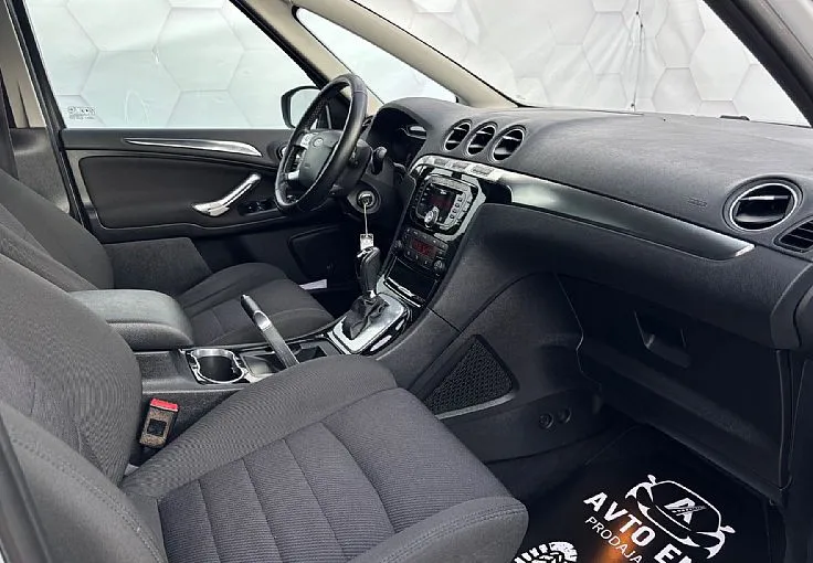 Zunanja slika - Ford S-MAX - 2.0 TDCi Titanium - XENON - PDC - TEMP - 17COL - 9