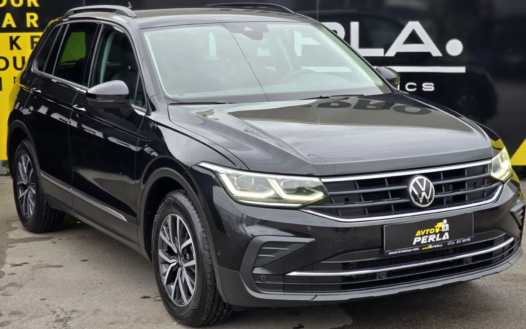 Zunanja slika - Volkswagen Tiguan - 2.0 TDI DSG HIGHLINE-VIRTUAL-MATRIX-CAMERA-NEMŠKI - 3