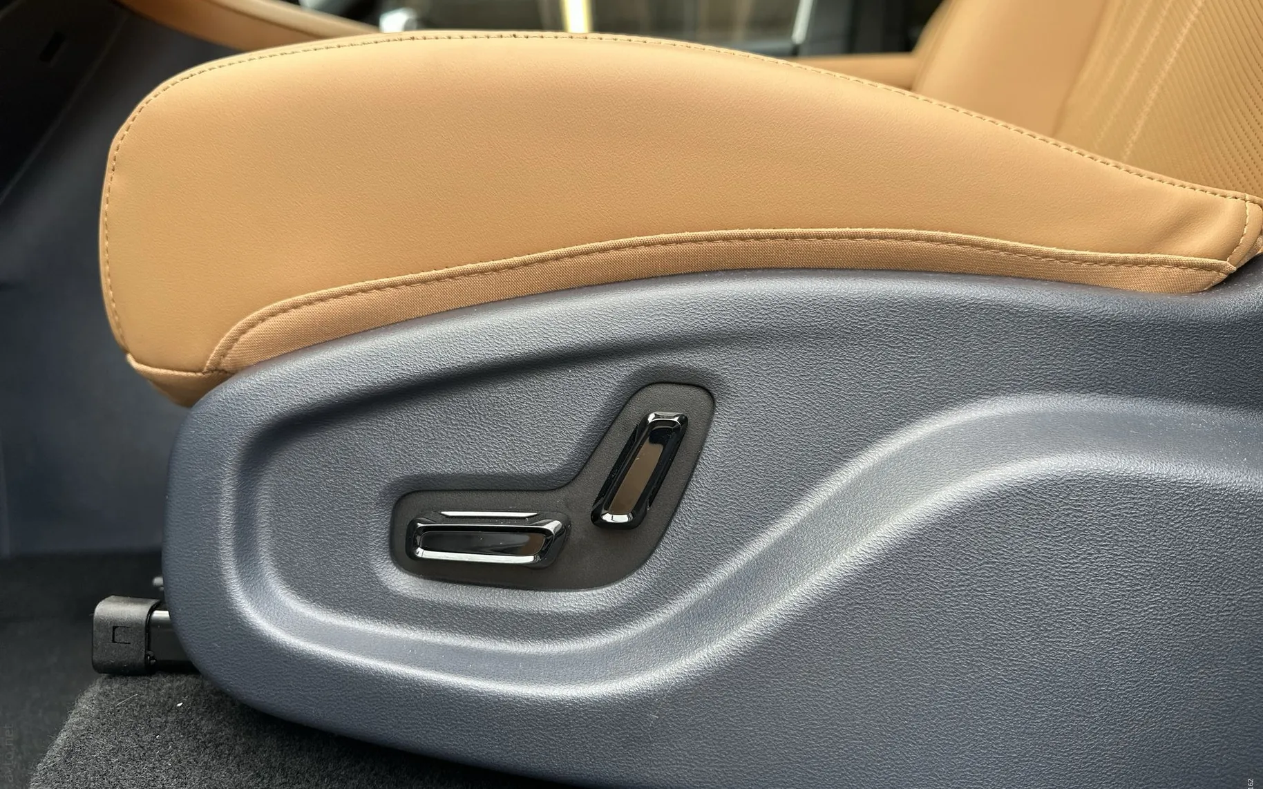 Notranja slika - Geely StarRay EM-i - MAX... - 15