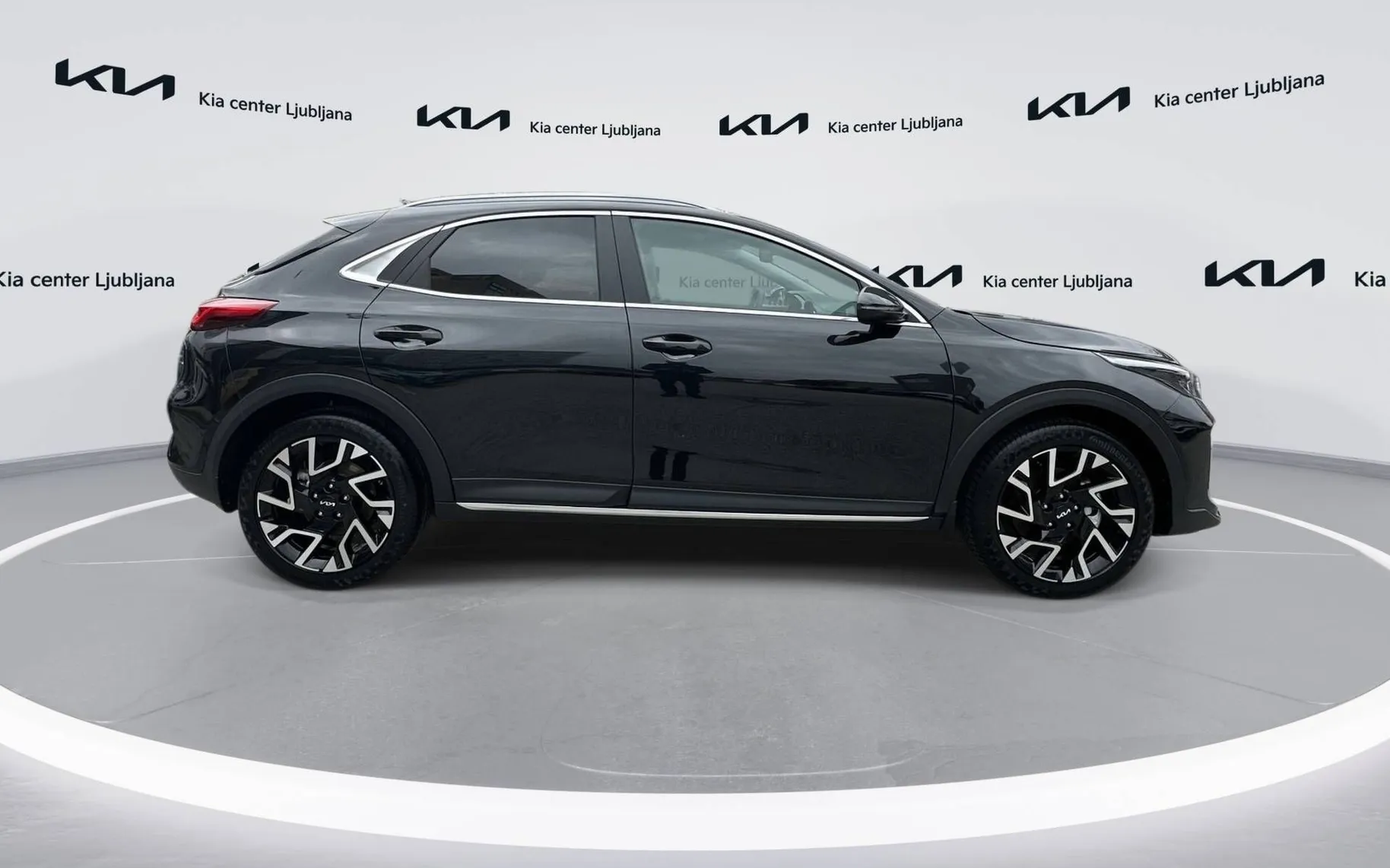 Zunanja slika - KIA XCeed - 1.6 T-GDi EX Way ISG. 7DCT - 4