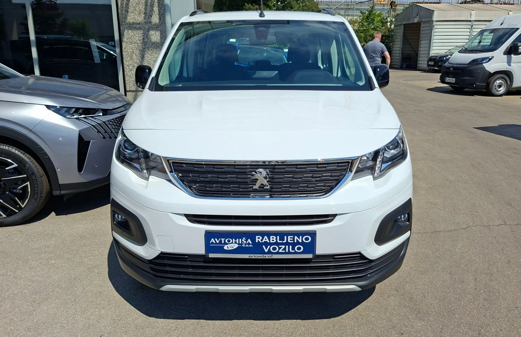 Zunanja slika - Peugeot Rifter - L1 ALLURE 1.2 PURETECH 110 STT €6.4 - 2