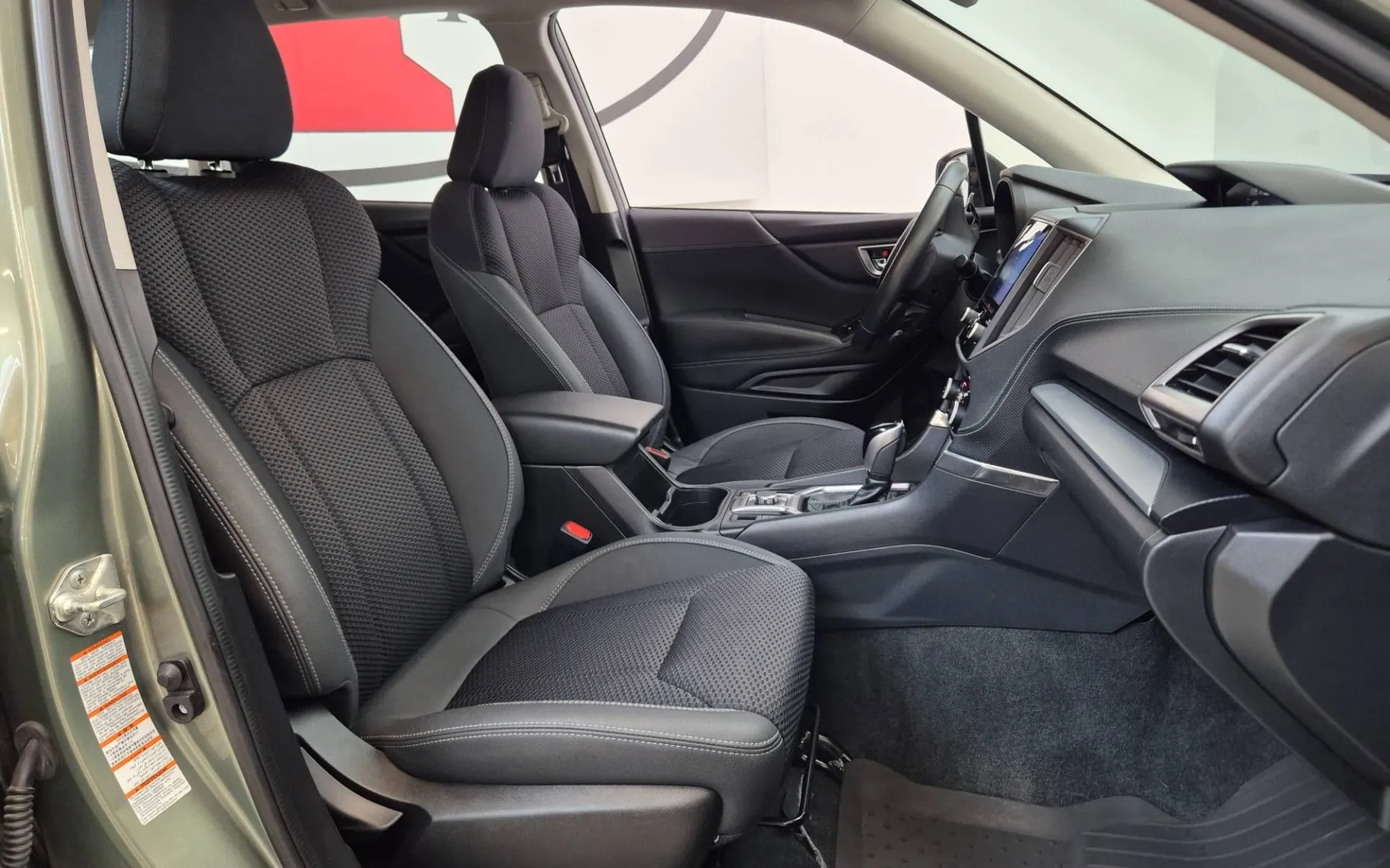 Notranja slika - Subaru Forester - 2.0 STYLE MHEV Automatic 4WD...Odličen ... - 10