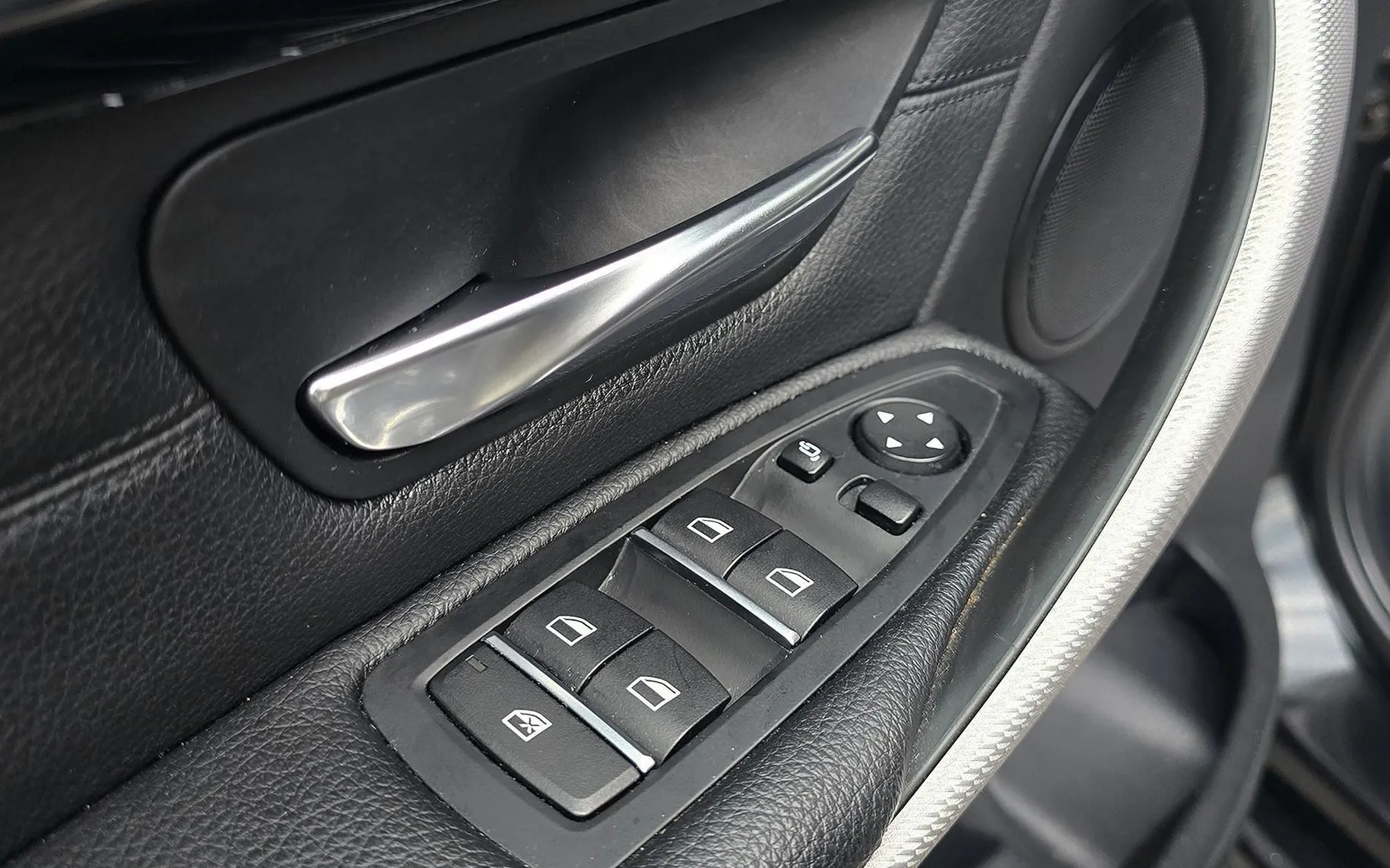 Zunanja slika - BMW Serija 3 - Touring: 320D M Sport AVT|HEADUP|FULL LED|VIRTUAL|18COL - 12