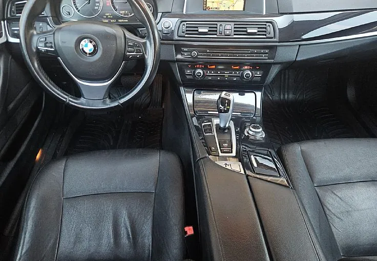 Zunanja slika - BMW Serija 5 - Touring: °LUXURY LINE° 518d 150ks AUTOMATIC °NAVIGACIJA° - 9