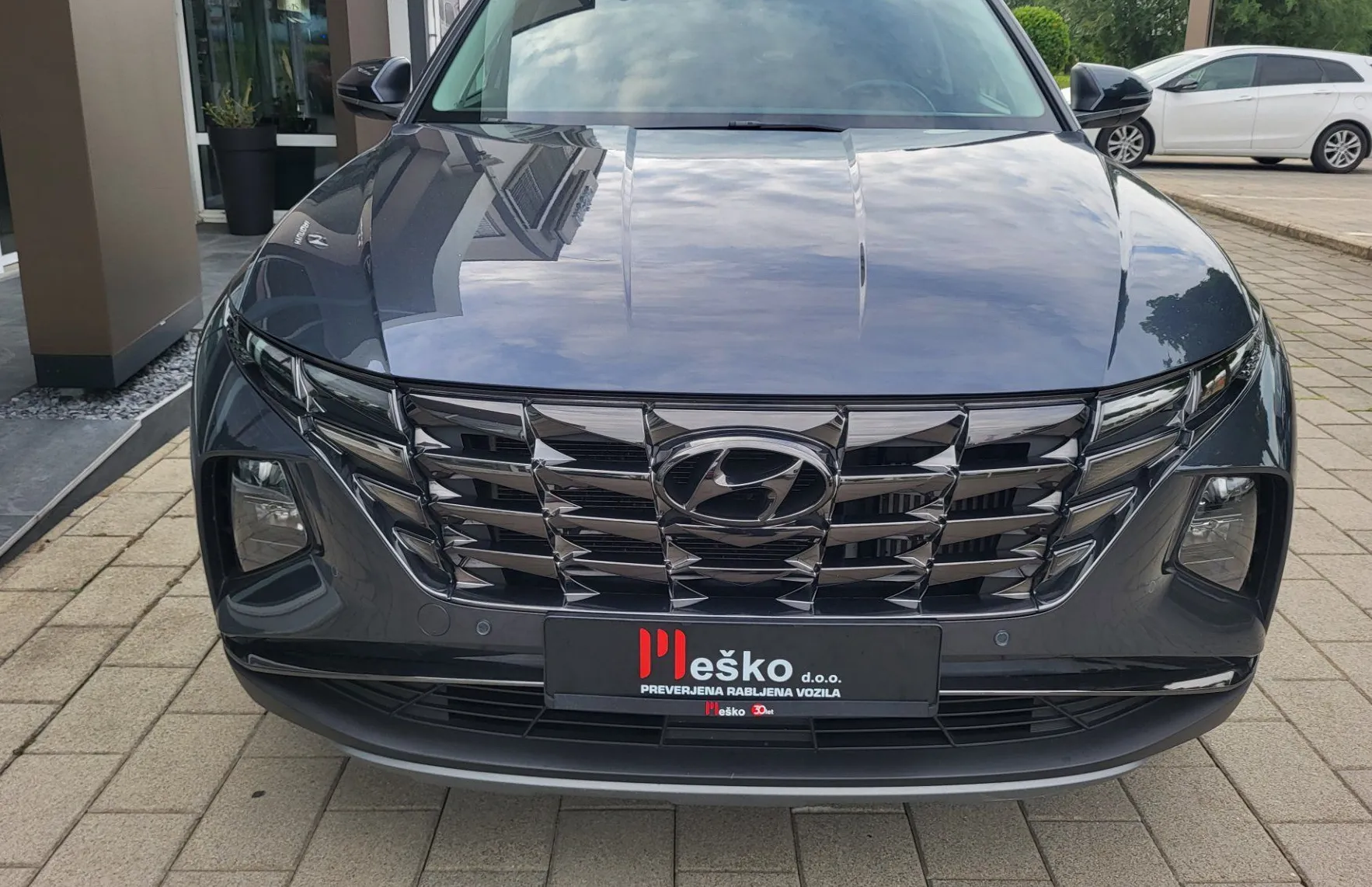 Zunanja slika - Hyundai Tucson - 1.6 T GDI Premium tov.garanc-1 last-slo-navi-kamer - 3