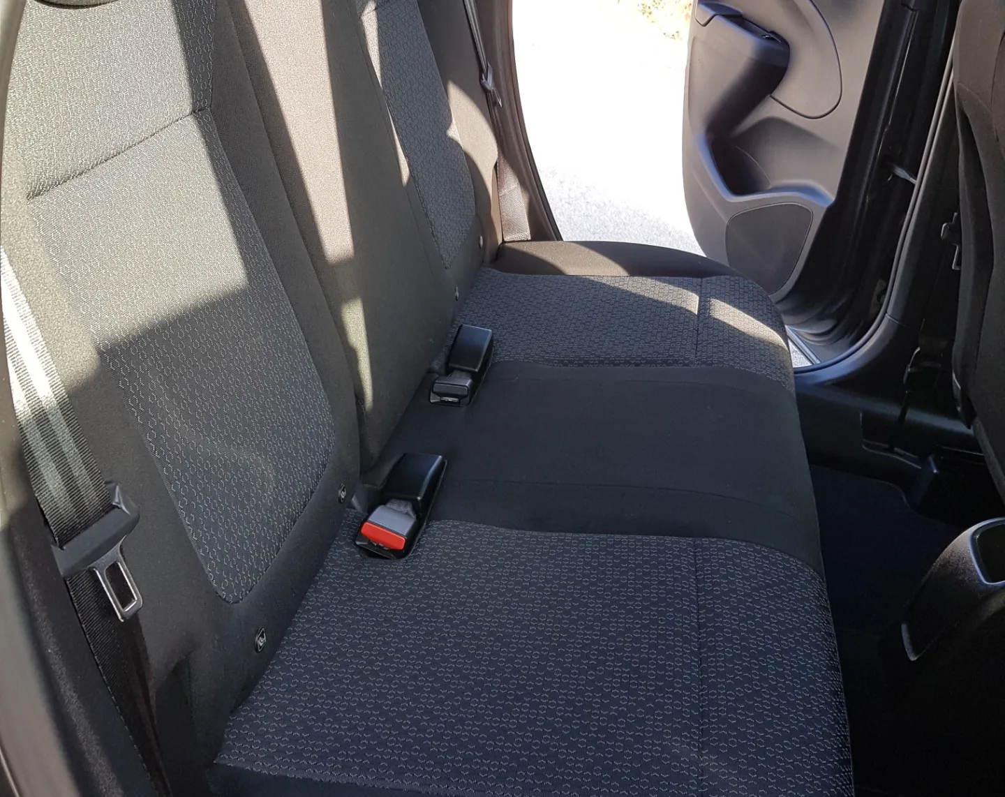 Zunanja slika - Opel Crossland X - 1,6 CDTi - 16