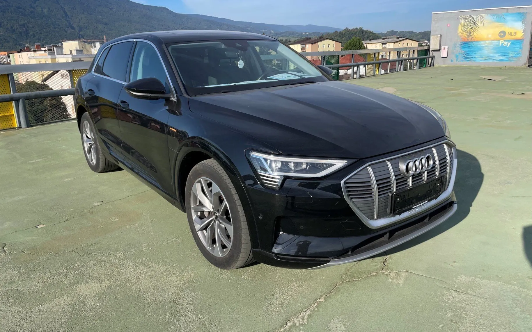 Zunanja slika - Audi e-tron - Audi  50 quattro.NEMŠKI.PANORAMA.KAMERA.LED. - 2