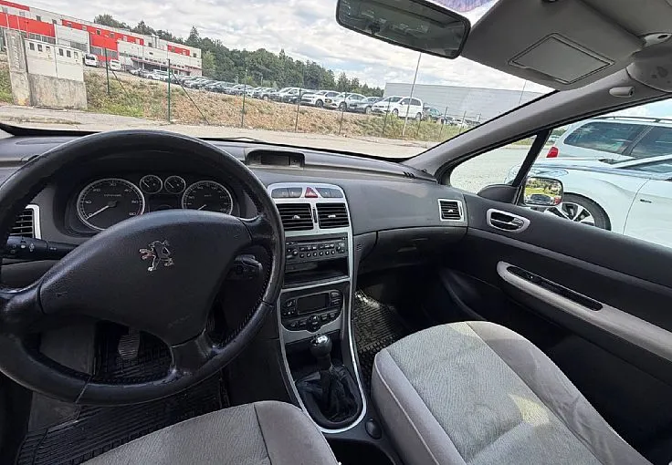 Zunanja slika - Peugeot 307 - SW 2.0 HDI 110 MONOPACK 7 SEDEŽEV - 9