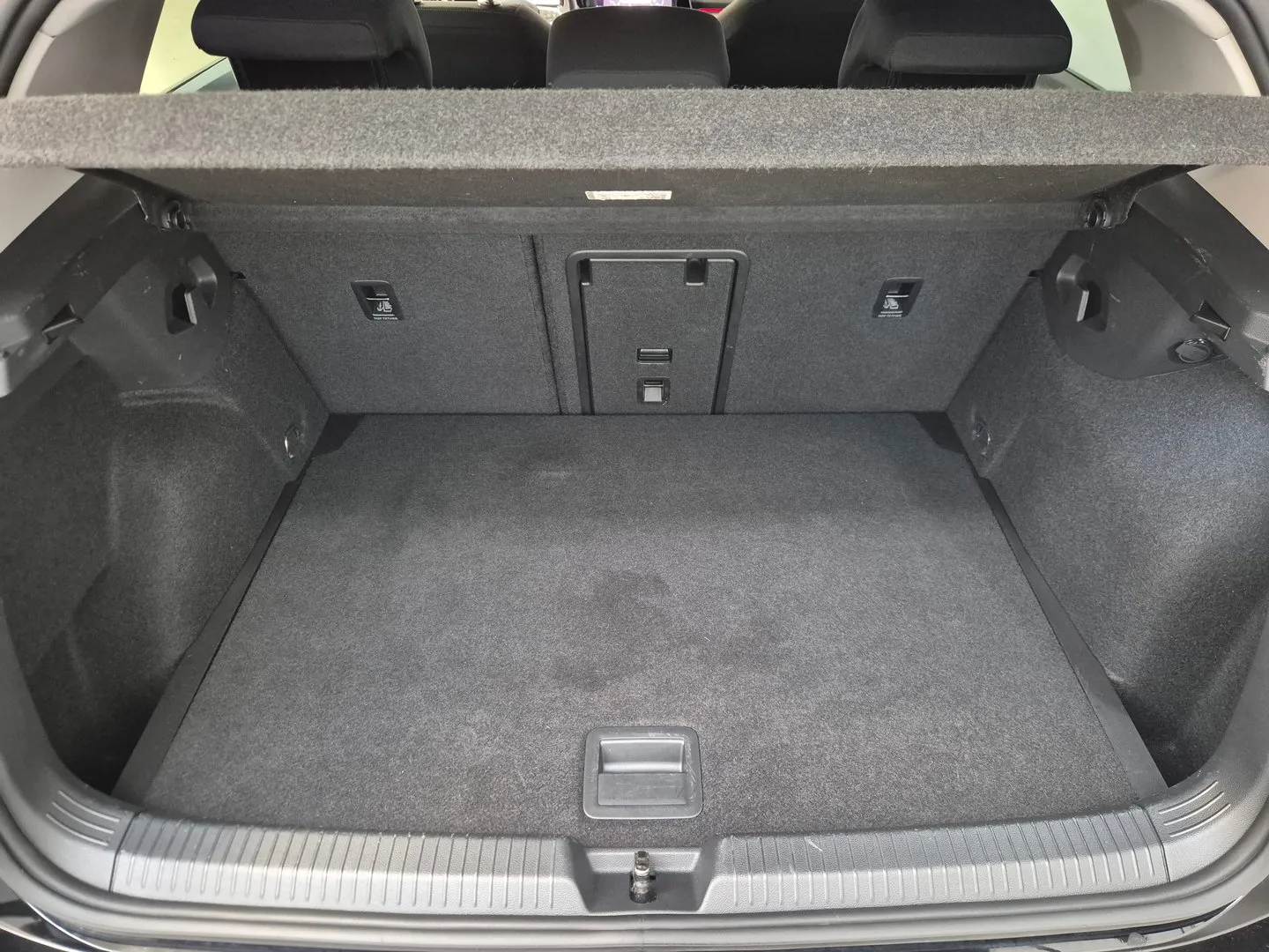 Zunanja slika - Volkswagen Golf - Style 2.0 TDI DSG - 9