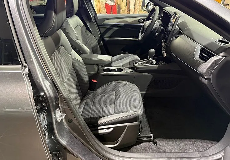 Zunanja slika - Renault Mégane Conquest - Megane Conquest Techno HEV145 Avto+paket Varnost in parkiranje - 7