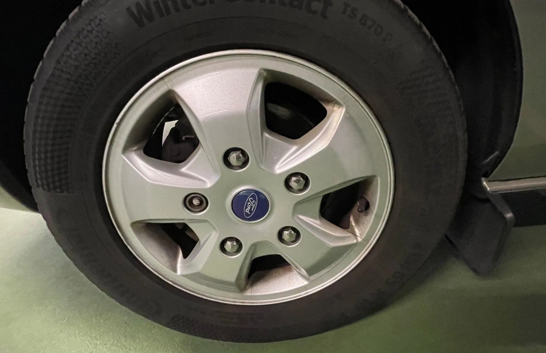 Zunanja slika - Ford Transit Custom - KOMBI 2.2 TDCi 6. SEDEŽEV 92 KW - 7