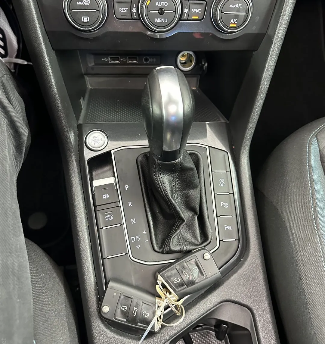 Zunanja slika - Volkswagen Tiguan - 2.0 TDI SCR DSG7 IQ.Drive.PANORAMA.NAVI.KAMERA.ACC - 17