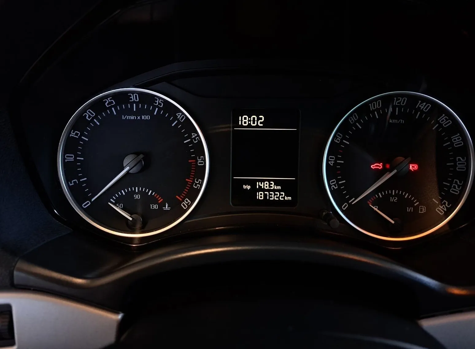 Zunanja slika - Škoda Octavia - Combi 1.6 CR TDI DPF Active - 13