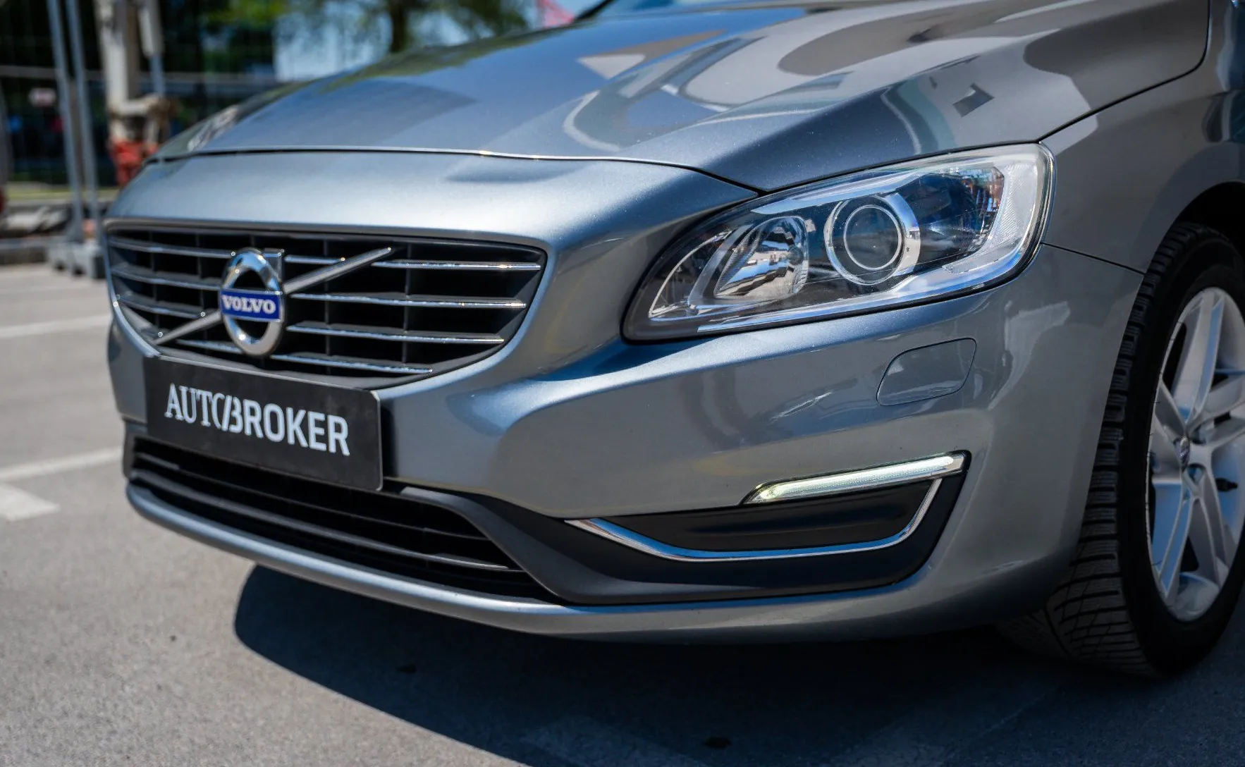 Zunanja slika - Volvo V60 - D6 2.4 TD TwinEngine AUT. tempomat navi senzorji - 9