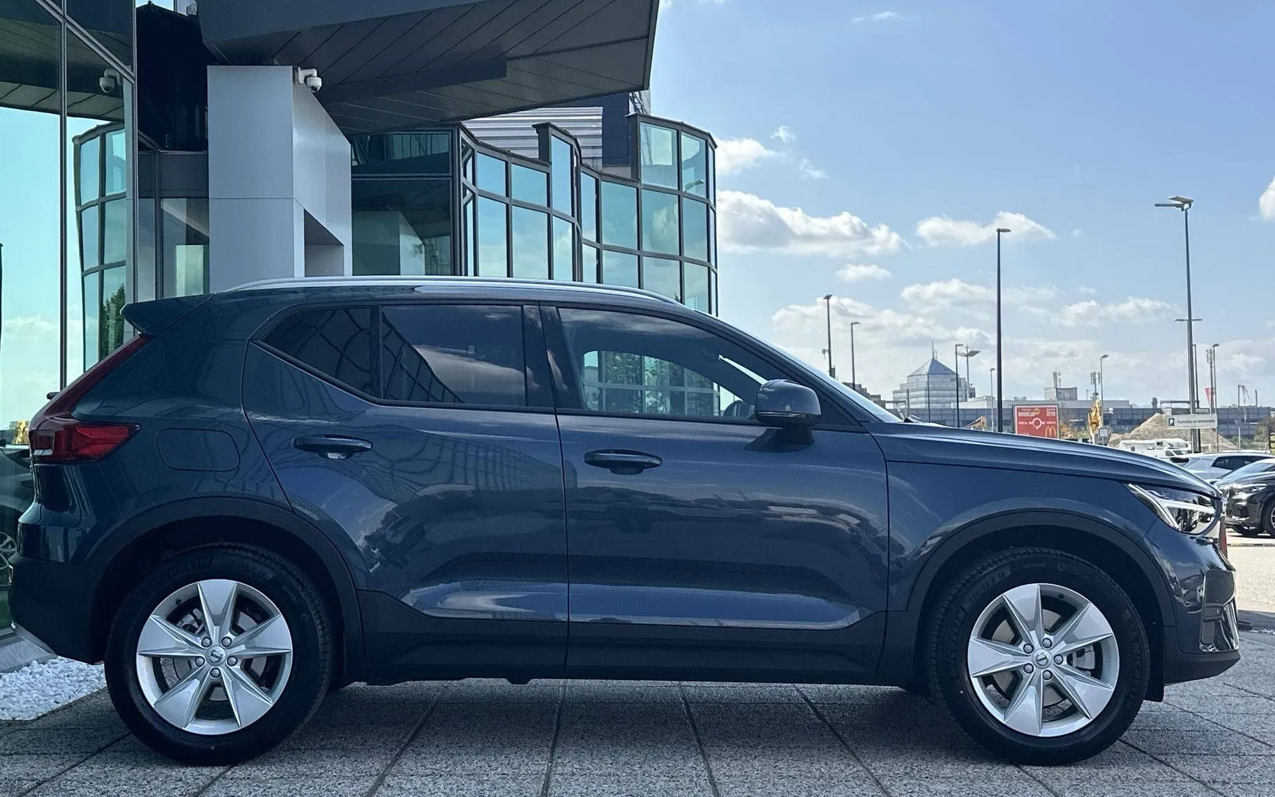 Zunanja slika - Volvo XC40 - B3P Core Avt... - 4