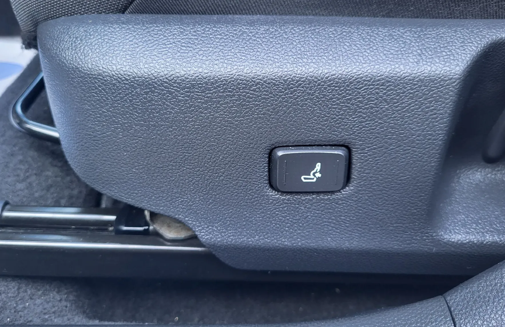 Zunanja slika - Toyota Corolla - 1.8 Hybrid 1 last-navi-alu-kamera-temp-acc-led - 16