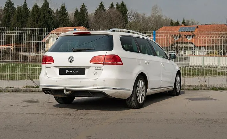 Zunanja slika - VW Passat - Variant 2.0 TDI 4M  Highline - 5