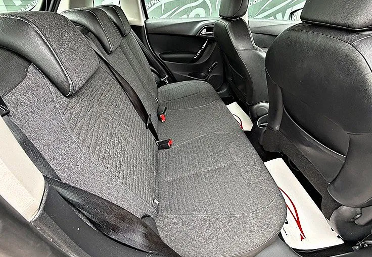 Zunanja slika - Citroën C3 - 1.2I AVT.KLIMA+LED+UGODNO+REDNO SERVISIRANO - 11
