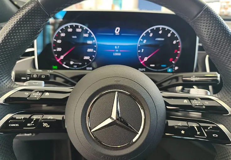 Zunanja slika - Mercedes-Benz E-Razred - 200 T FULL AMG-MRT.K-ALCANT-360 KAM-VL.KLJ-VIDEO - 11
