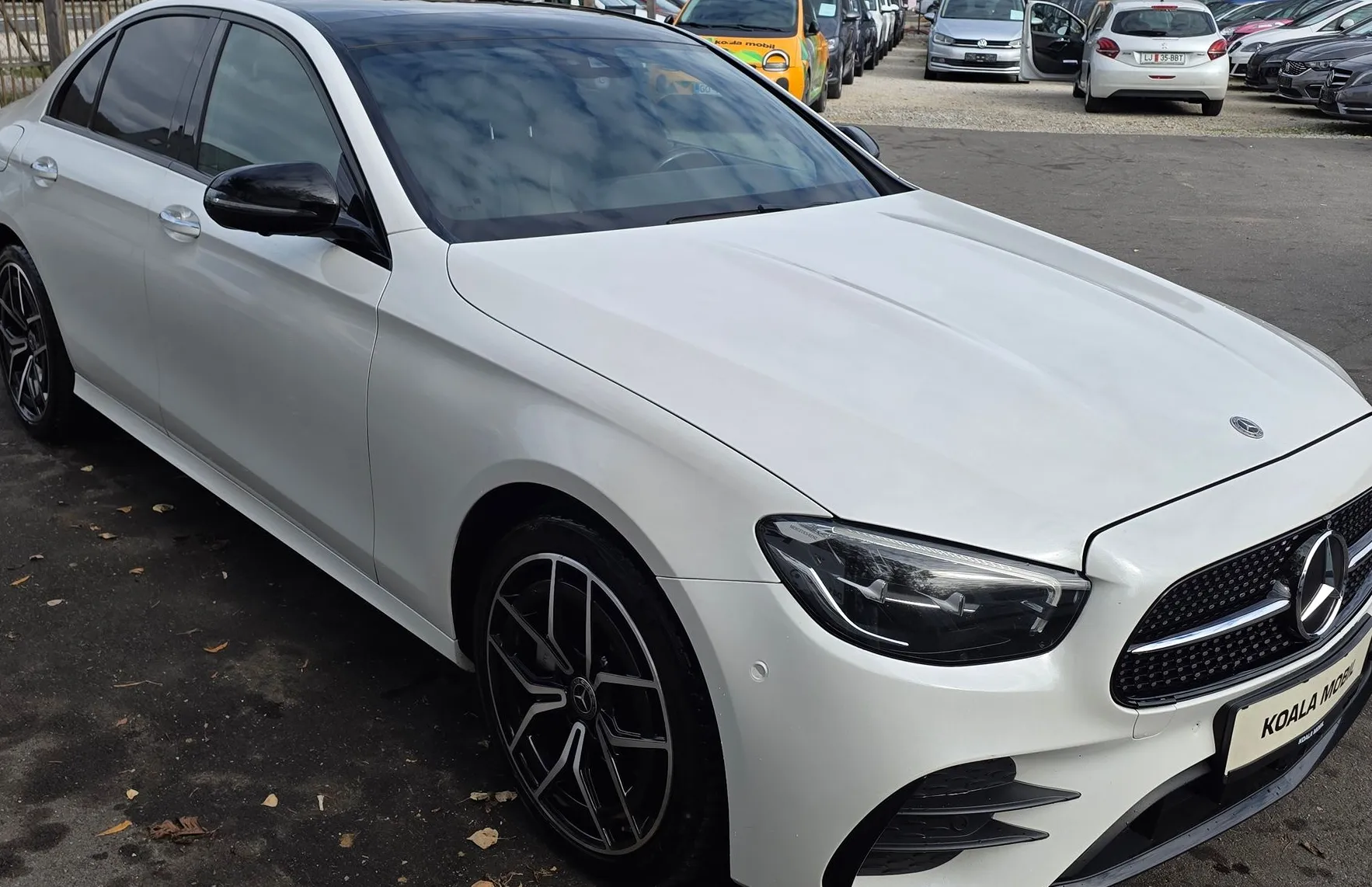 Zunanja slika - Mercedes-Benz E-Razred - E 220 d 4MATIC AMG AVT. LED-VIRTUAL-KAMERA-MEMORY - 3