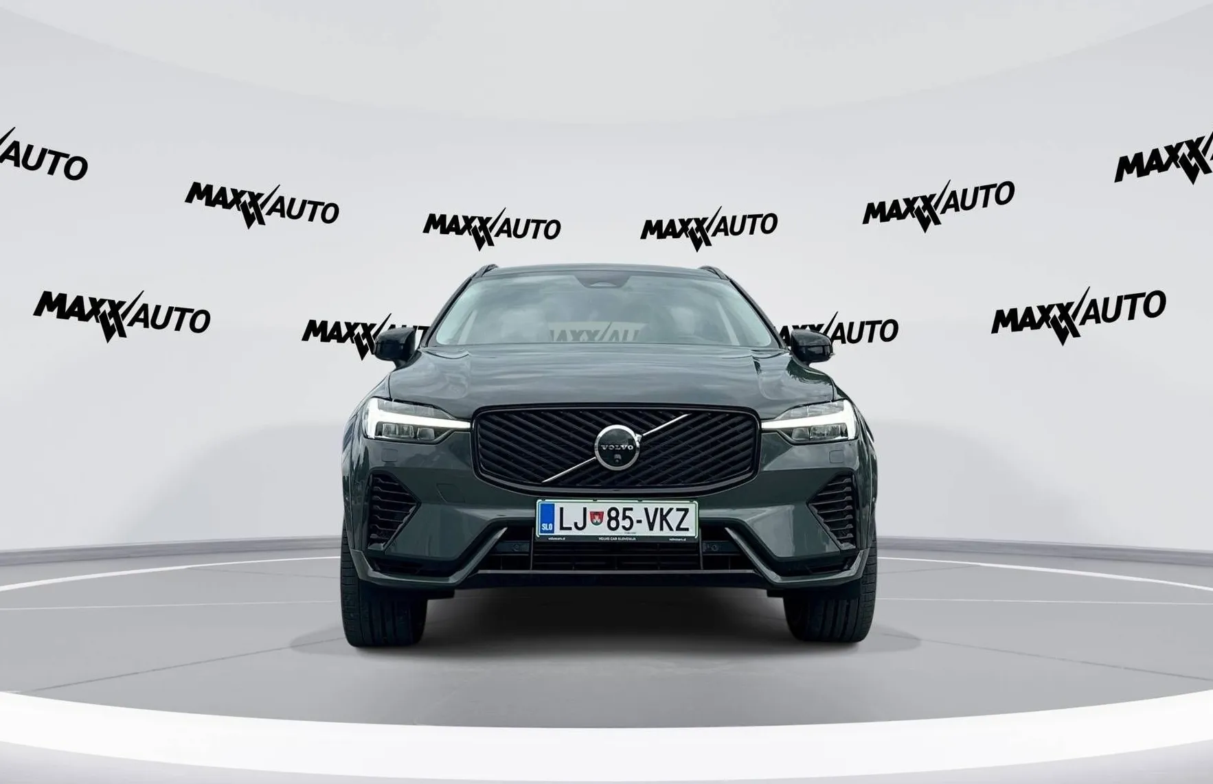 Zunanja slika - Volvo XC60 - T8 AWD Recharge Twin Engine Ultra Dark Avt - 2