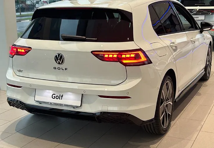 Zunanja slika - Volkswagen Golf - 4JOY 1.5 eTSI  DSG - ZALOGA - IQ.LIGHT - - 4