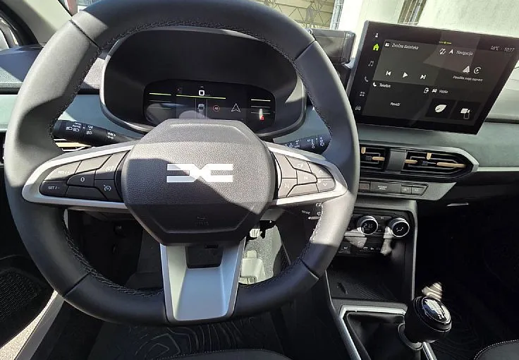 Zunanja slika - Dacia Jogger - Extreme TCe 110 + Paket Vožnja - 10