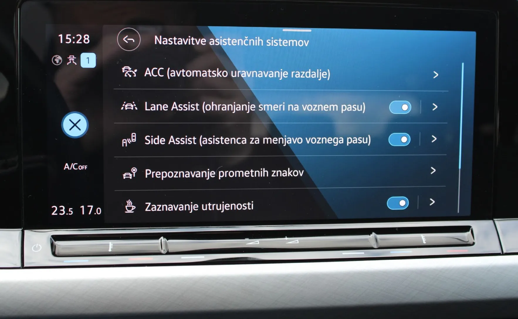 Zunanja slika - Volkswagen Golf - Variant 2.0 TDI avt. BUSINESS 85  115  ALU-PDC-LED-KAMERA - 17